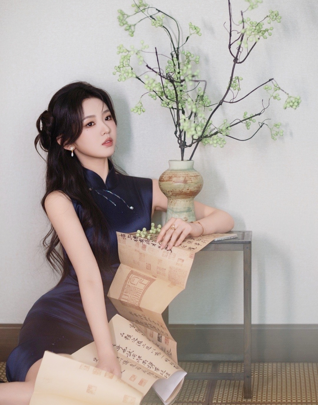 Lần đầu có phim ngôn tình mới chiếu 3 ngày đã đạt 1 tỷ view, nữ chính là thiên kim tiểu thư đẹp sang quá đỗi- Ảnh 3. Lần đầu có phim ngôn tình mới chiếu 3 ngày đã đạt 1 tỷ view, nữ chính là thiên kim tiểu thư đẹp sang quá đỗi- Ảnh 3.