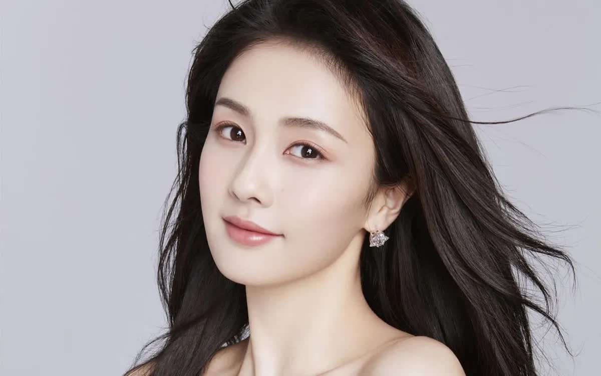 Bạch Lộc bức xúc vì bị fan cuồng bám đuôi- Ảnh 1.