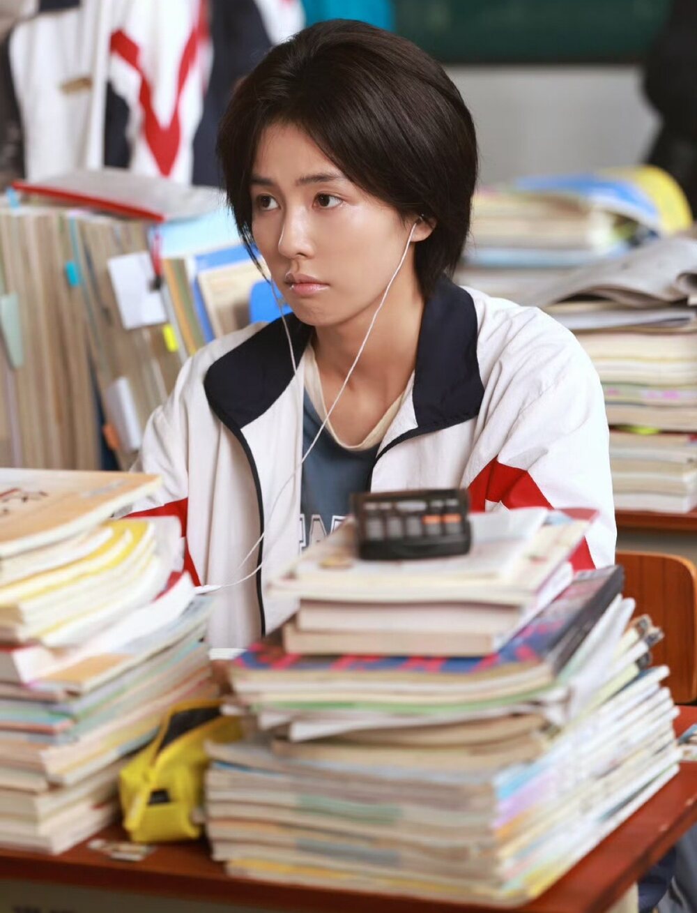 Nhìn mỹ nhân này cúi chào mà ngỡ mộng cảnh ngàn năm: Người đẹp làm gì cũng đẹp, đóng phim nào nghiện nặng phim đó- Ảnh 4.