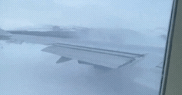 Cánh máy bay chở 388 người bốc cháy dữ dội khi hủy cất cánh vào phút chót ban sao cua gia toc giau nhat the gioi 47 1769185102082424971150 1769226955464 17692269556911098758329gifpng