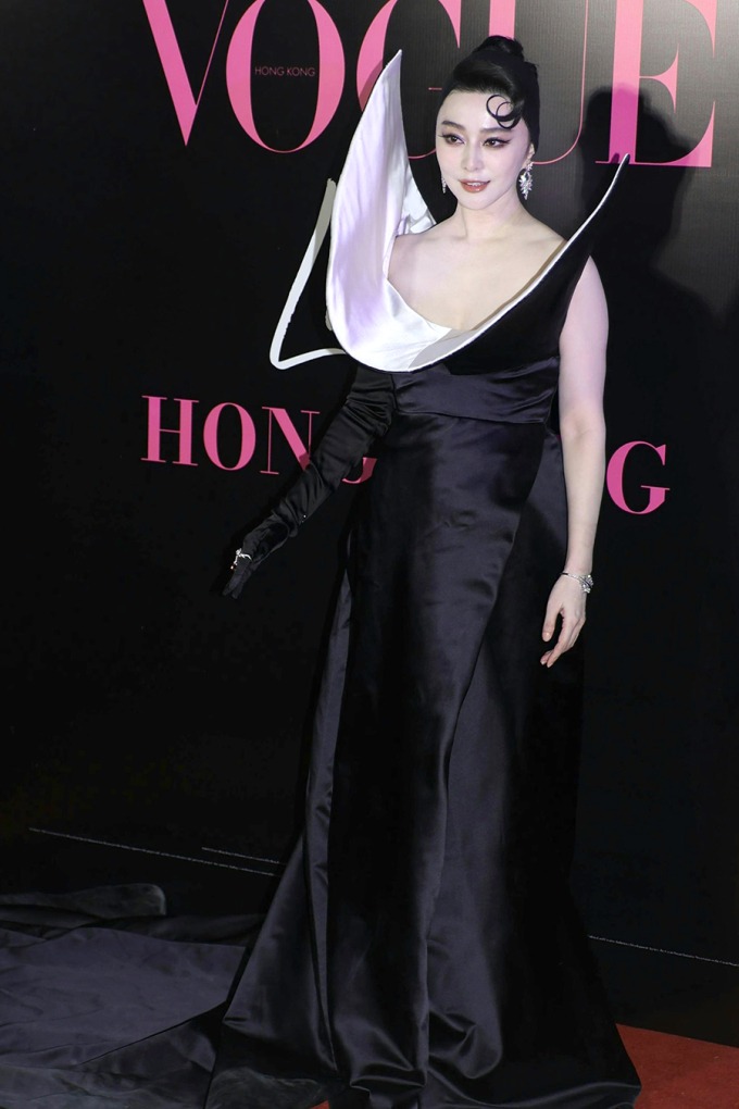 Hết cứu Phạm Băng Băng- Ảnh 7. Hết cứu Phạm Băng Băng- Ảnh 7.