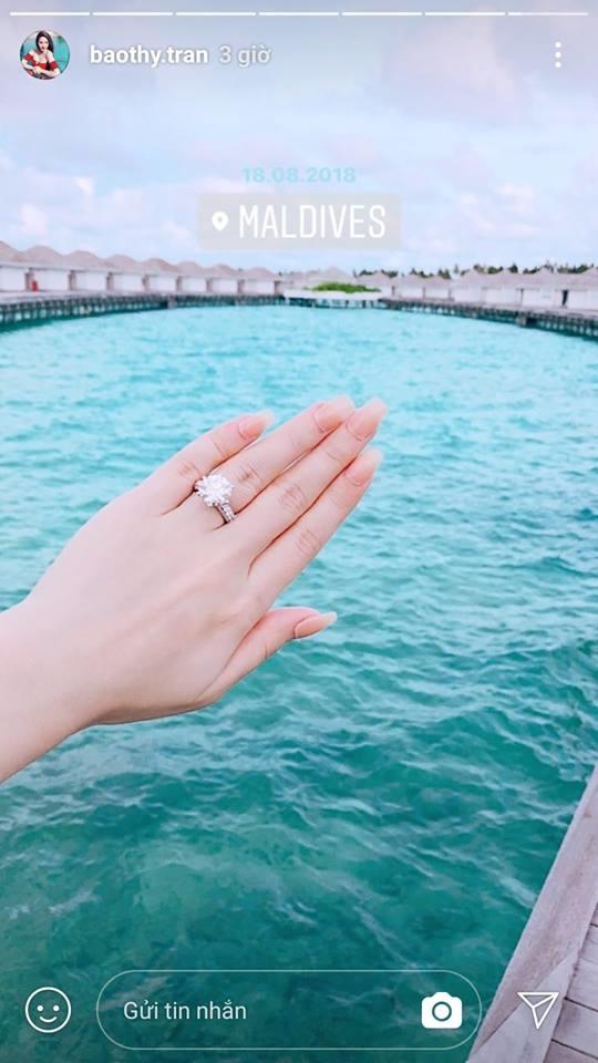 Người đẹp được cầu hôn ở thiên đường biển: Chồng là đại gia siêu giàu, duy nhất 5 sao Việt tham gia đám cưới- Ảnh 3.