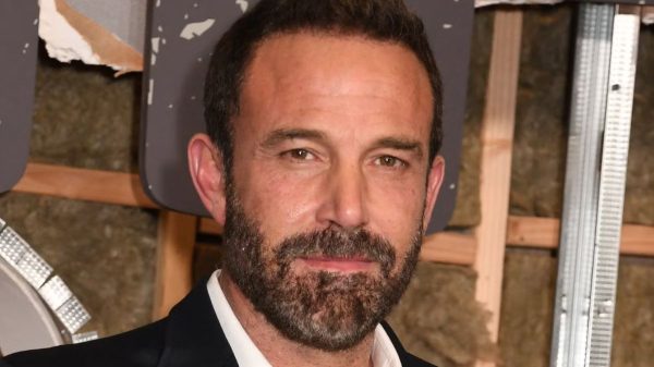 Ben Affleck Bị Ngộ Độc Giữa Các Cảnh Quay Trong Phân Đoạn Xúc Động Nhất Của Armageddon ben afleck4 rqmfjpg