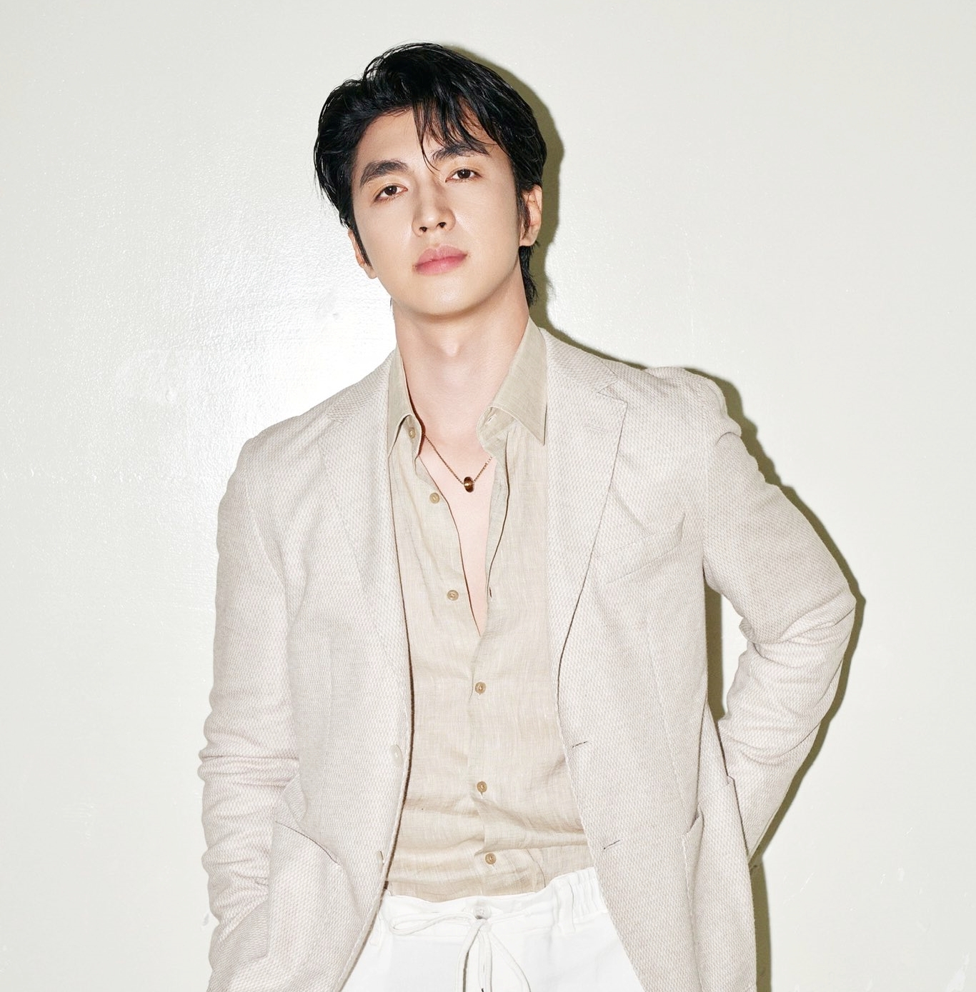 Ai cũng sợ mỹ nam Việt