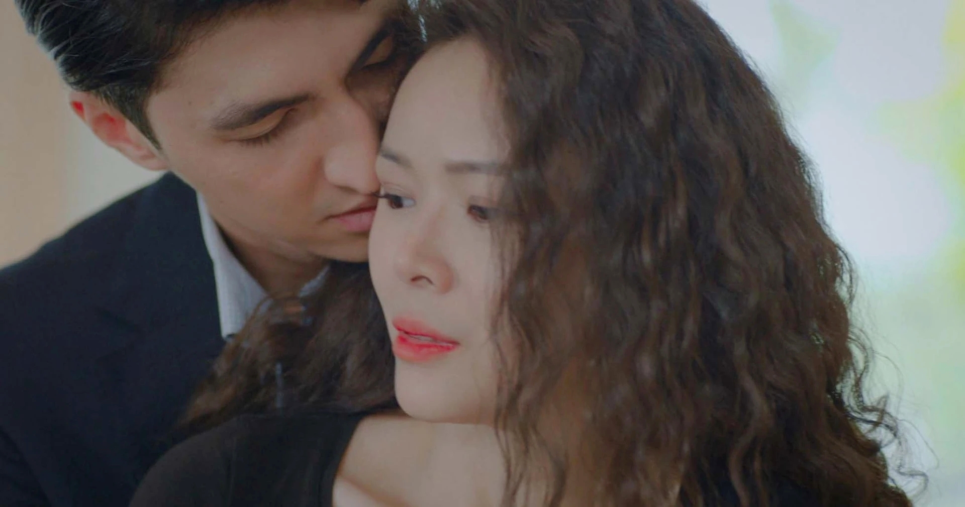 Ai cũng sợ mỹ nam Việt