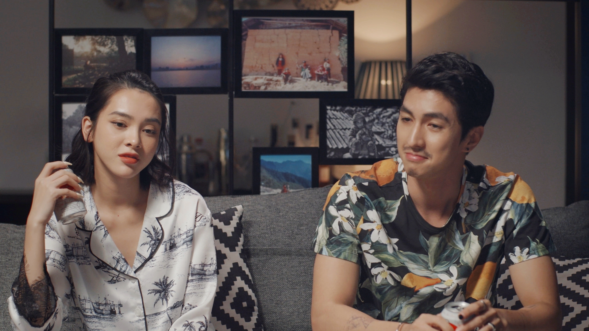 Ai cũng sợ mỹ nam Việt