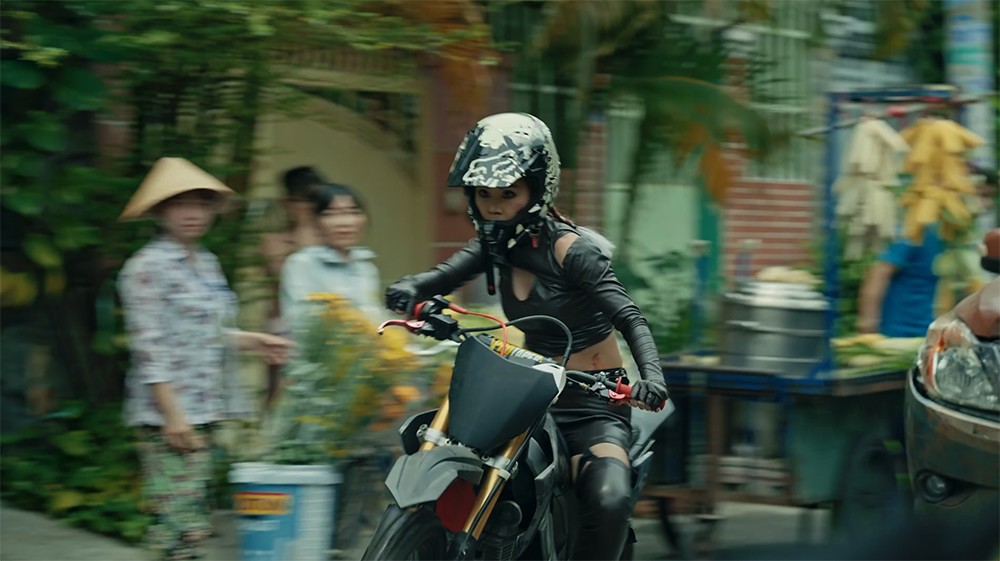 “Bố Già Trở Lại” tung trailer: Những cuộc đối đầu không khoan nhượng và cuộc gặp giữa các thế hệ hành động - 3