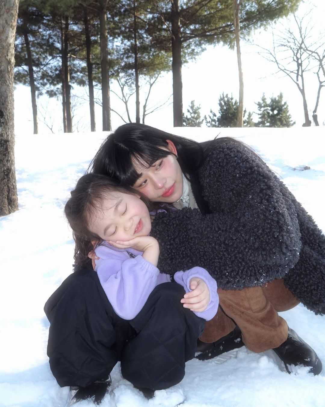 Quá khứ gây sốc của nữ pháp sư sinh năm 1998 đang vụt sáng ở show tâm linh Hàn Quốc- Ảnh 6.