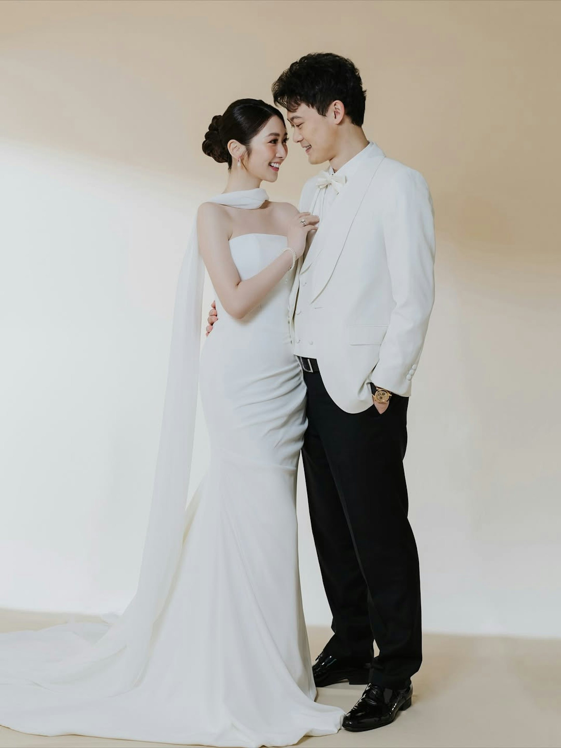 Mỹ nhân khiến tình cũ cạo đầu đi tu đã sinh con gái đầu lòng, làm đám cưới với CEO 3 tập đoàn tối qua- Ảnh 9.