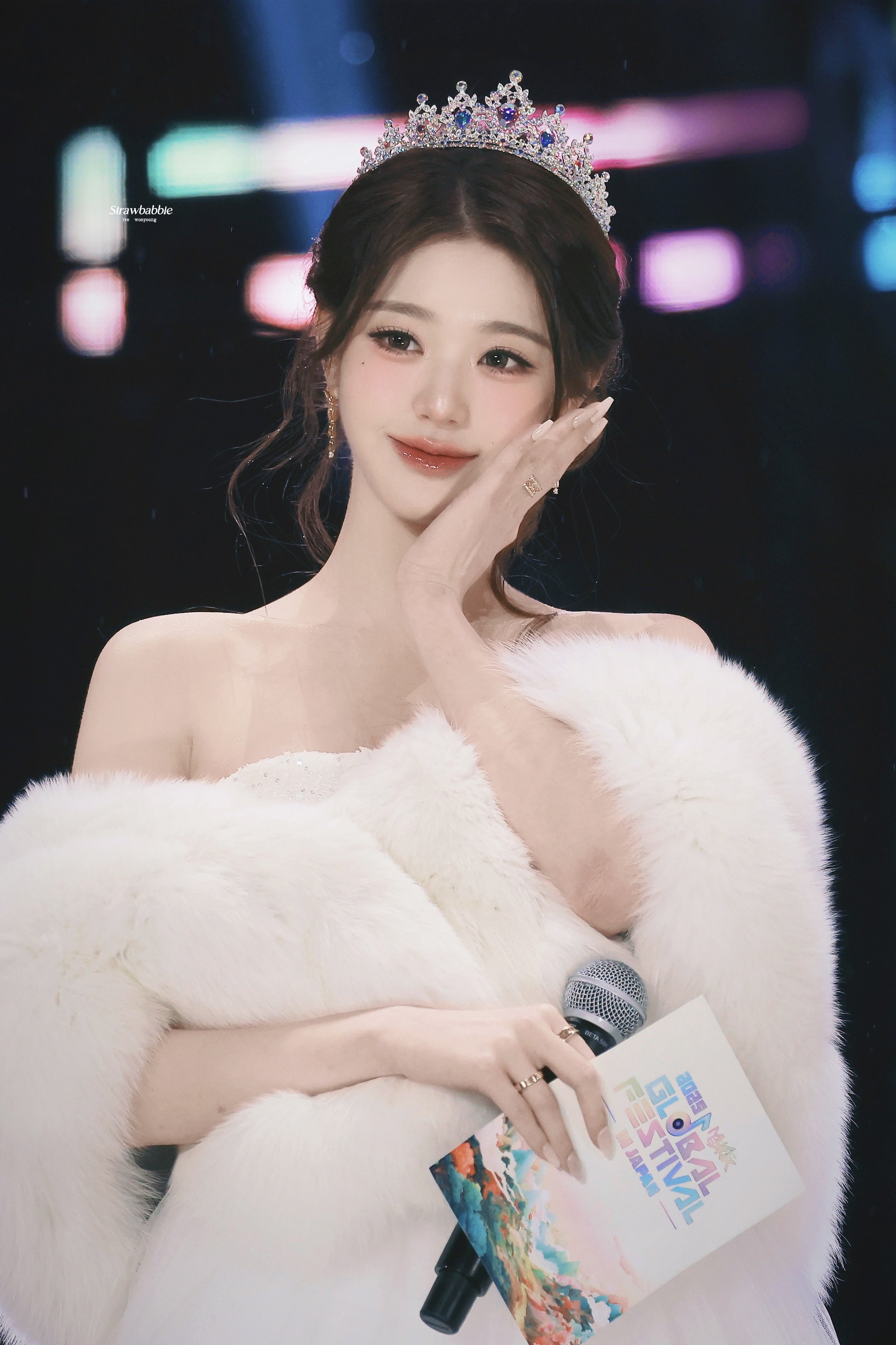 Jang Won Young chỉ nháy mắt cũng khiến triệu người muốn theo đuổi- Ảnh 1.