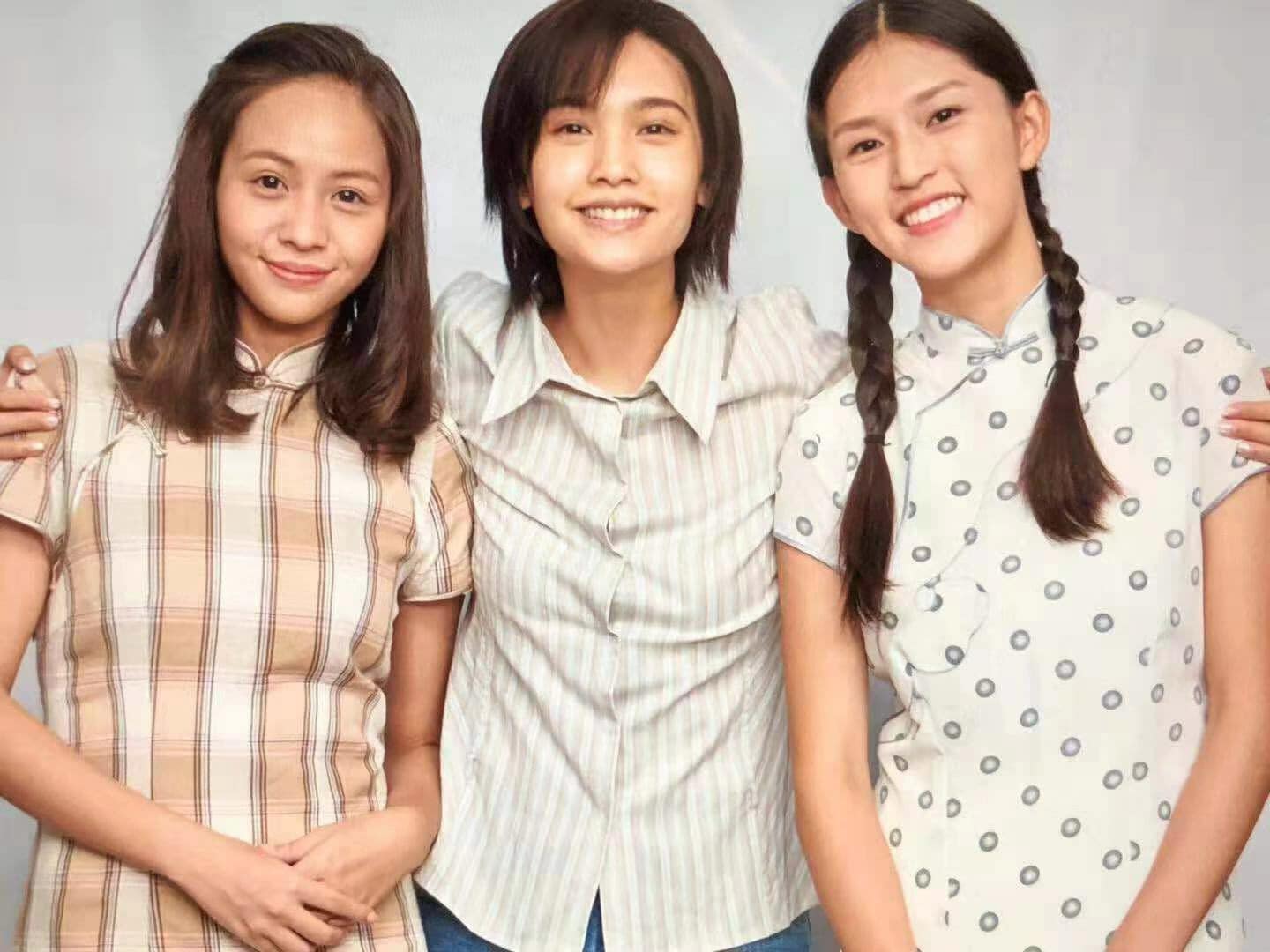 Mối quan hệ kỳ quặc nhất showbiz: “Bé ba” sẵn sàng triệt sản, còng lưng kiếm tiền vì bà cả- Ảnh 6.