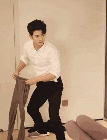 Phim bị gỡ bỏ vì bé gái 14 tuổi sinh con- Ảnh 3. Phim bị gỡ bỏ vì bé gái 14 tuổi sinh con- Ảnh 3.