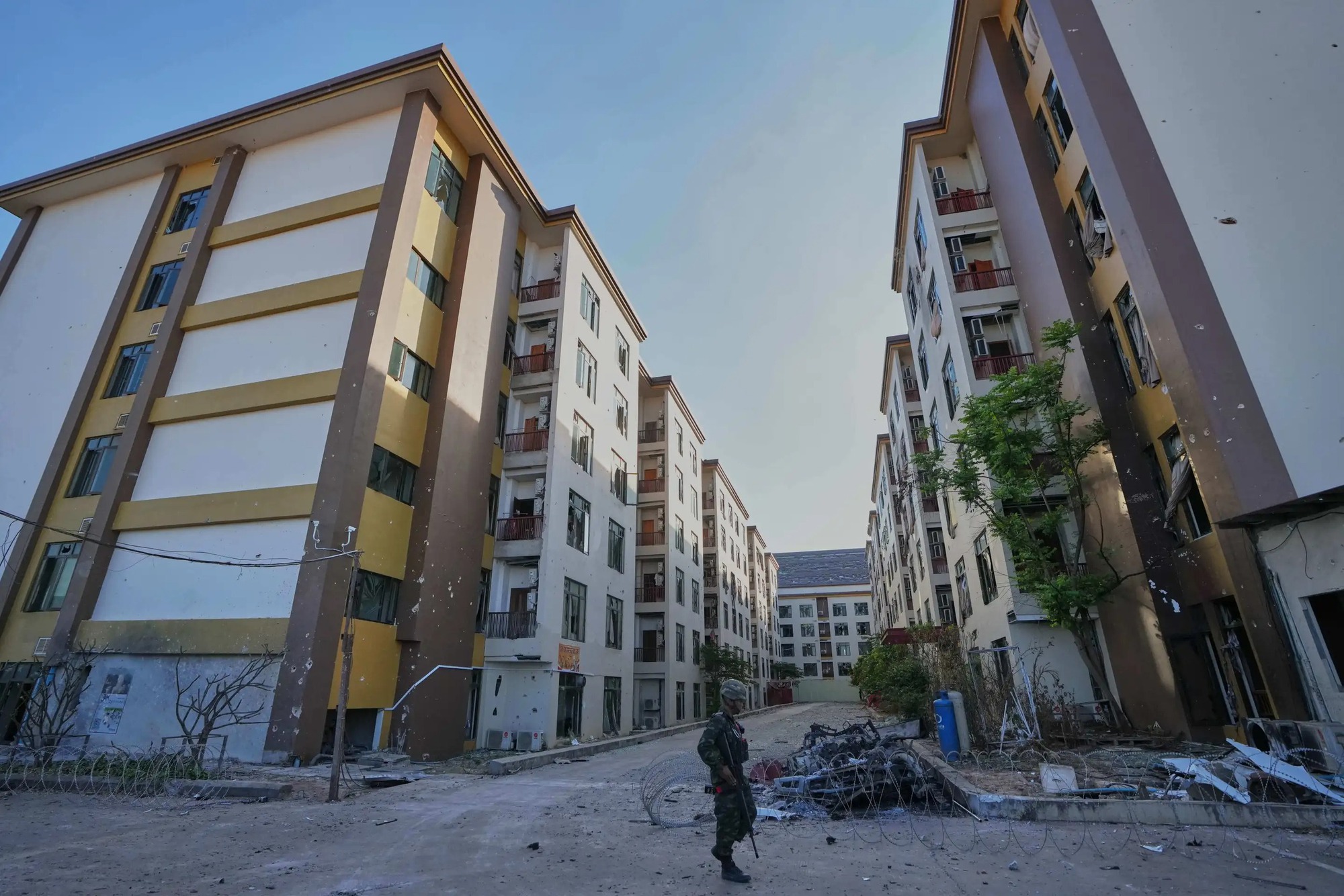 Cuộc tháo chạy ồ ạt khỏi các “khu lừa đảo” ở Campuchia- Ảnh 1.