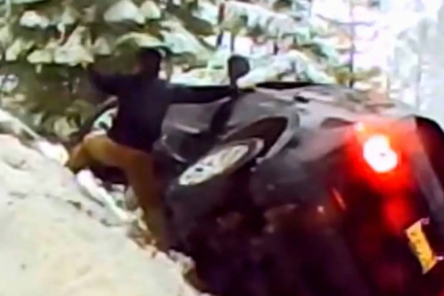 Phép màu trên vách núi ngày Giáng sinh- Ảnh 1.