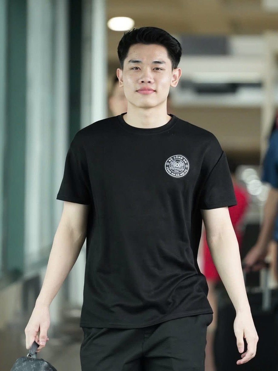 In-tư dàn cầu thủ U22 Việt Nam tại SEA Games 33 đang trở thành đề tài gây sốt - 1