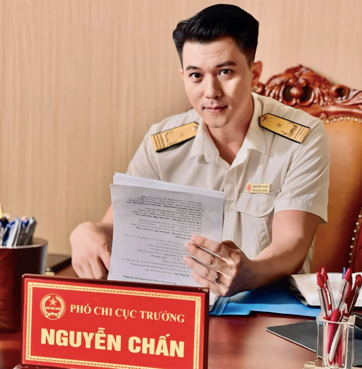 Nam diễn viên người Mường đóng cùng lúc 2 phim giờ vàng đình đám trên VTV là ai?- Ảnh 1.