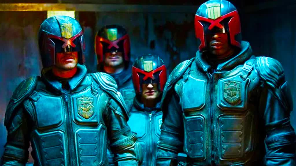 7 bộ phim viễn tưởng lột xác ngoạn mục nhất: Khi những câu chuyện cũ hồi sinh rực rỡ nhờ công nghệ mới- Ảnh 2. 7 bộ phim viễn tưởng lột xác ngoạn mục nhất: Khi những câu chuyện cũ hồi sinh rực rỡ nhờ công nghệ mới- Ảnh 2.