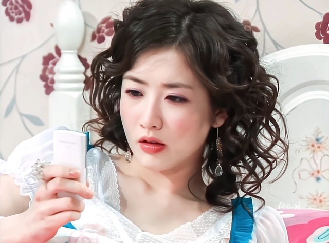 Công chúa đẹp nhất showbiz từ đỉnh cao rơi xuống đáy vực, nhan sắc lẫn sự nghiệp đều tụt dốc thê thảm- Ảnh 2.