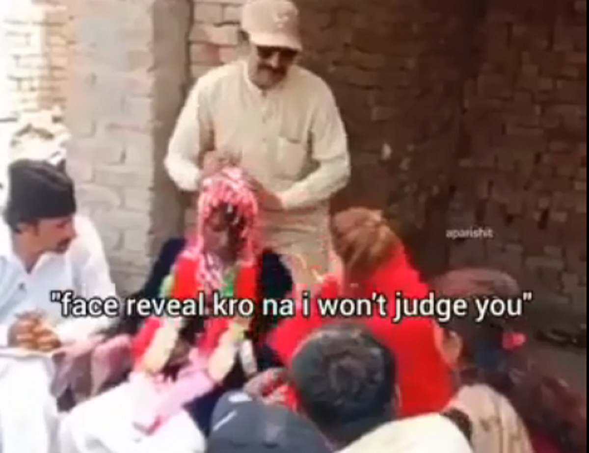 Cô dâu 20 tuổi ngất xỉu khi nhìn thấy nhan sắc của chú rể 69 tuổi- Ảnh 1.