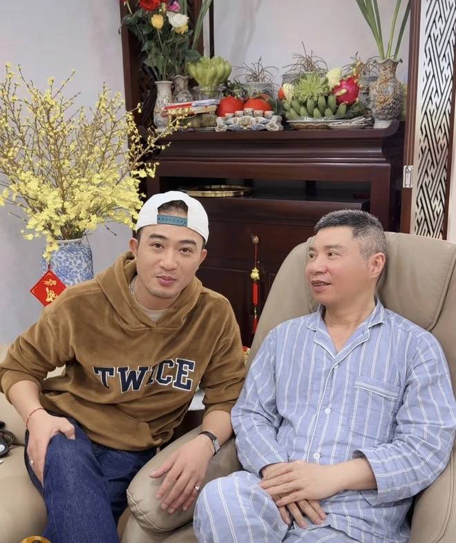 Nam NSND xin nghỉ chức Phó giám đốc: Vợ chăm như em bé, tuổi 53 ai chê béo là dỗi- Ảnh 1.