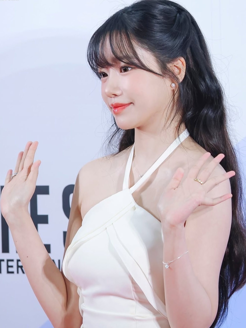 Sốc nặng với nhan sắc xuống cấp của mỹ nhân Sốc nặng với nhan sắc xuống cấp của mỹ nhân