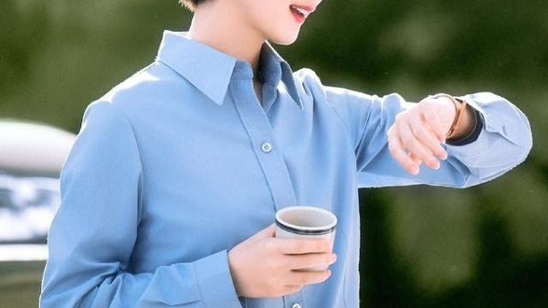 Cuộc đua giữa Triệu Lệ Dĩnh - Dương Mịch đã có kết quả, ai chịu cảnh thất thế? cuoc dua 1 1768649166 664 width640height960