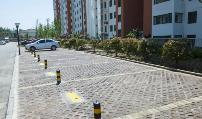 Mua chỗ đỗ xe nhưng không có ô tô, chủ nhà tận dụng làm tủ chứa đồ, 6 tháng sau nhận thông báo: Mua chỗ đỗ xe nhưng không có ô tô, chủ nhà tận dụng làm tủ chứa đồ, 6 tháng sau nhận thông báo: