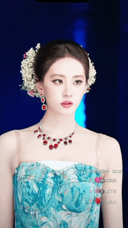 Kiếm 19 tỷ/tháng nhờ bắt chước người nổi tiếng- Ảnh 1.