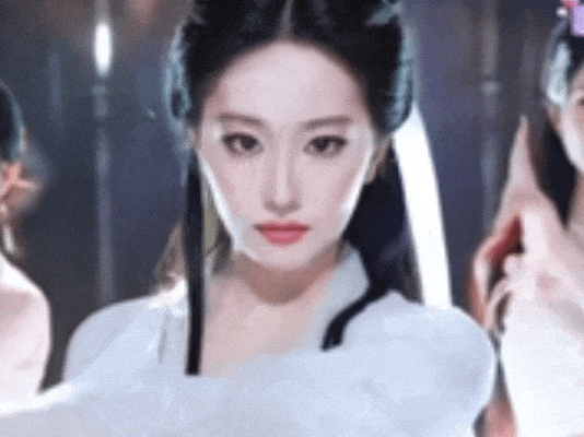 Kiếm 19 tỷ/tháng nhờ bắt chước người nổi tiếng- Ảnh 3.