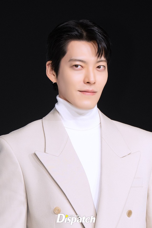 Kim Woo Bin tái xuất hậu hưởng tuần trăng mật nhưng Shin Min Ah mới là người được khen- Ảnh 4.