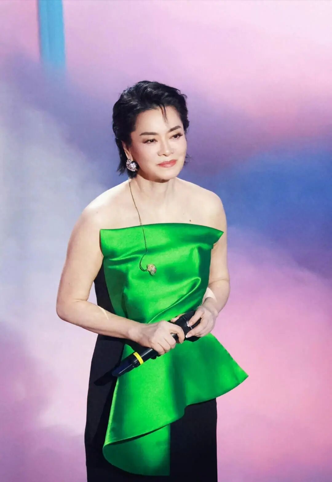 Nữ diva dại dột từ bỏ tài sản gần 100.000 tỷ đồng của chồng quá cố, 2 năm sau mọi chuyện mới vỡ lẽ- Ảnh 6.