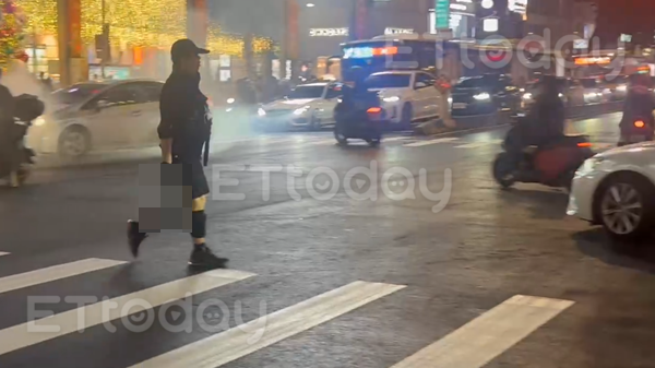 Rúng động Đài Loan (Trung Quốc): Hiện trường vụ tấn công liên hoàn khiến nhiều người thương vong, hung thủ tử vong sau gây án d8545255 1766156185606 1766156185789295620433