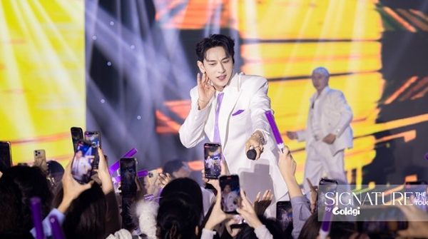Isaac khuấy động sân khấu Goldgi SIGNATURE bằng một “concert thu nhỏ” dai hoi av 1768792651 92 width740height495 auto cropjpg