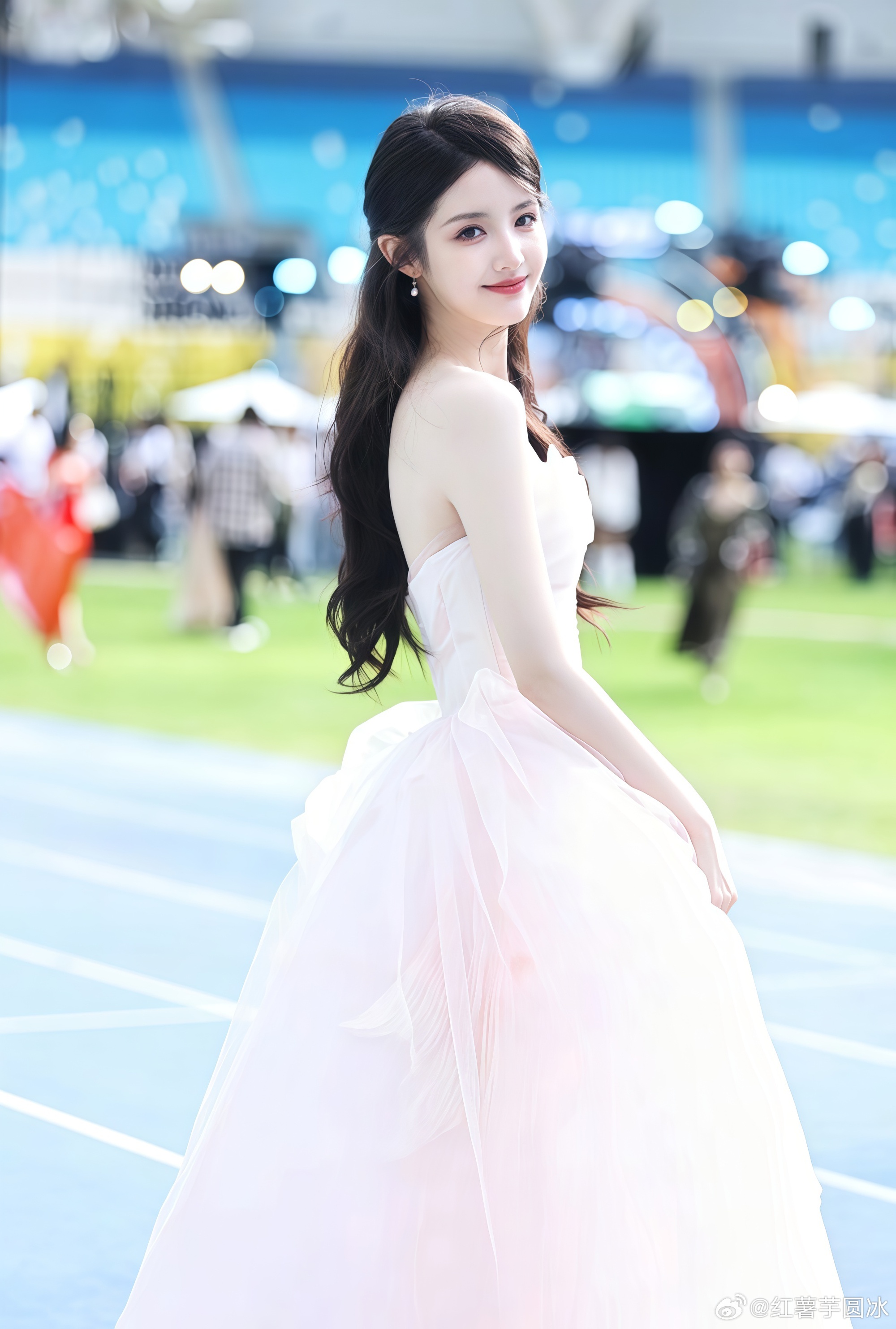 Ngắm dung mạo này sẽ hiểu vì sao