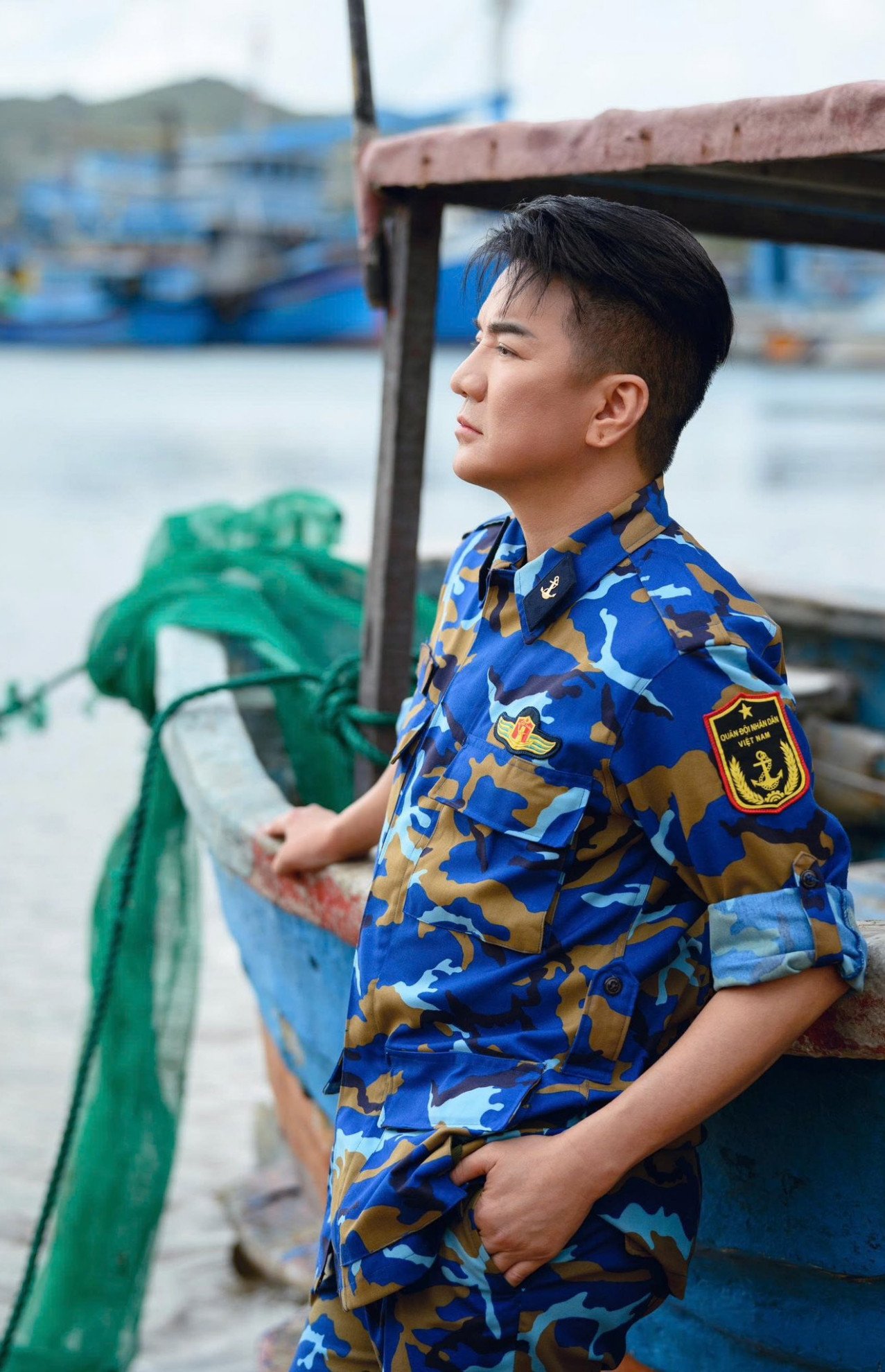 Ca sĩ ra MV ý nghĩa về người lính xa nhà trong dịp Tết. 