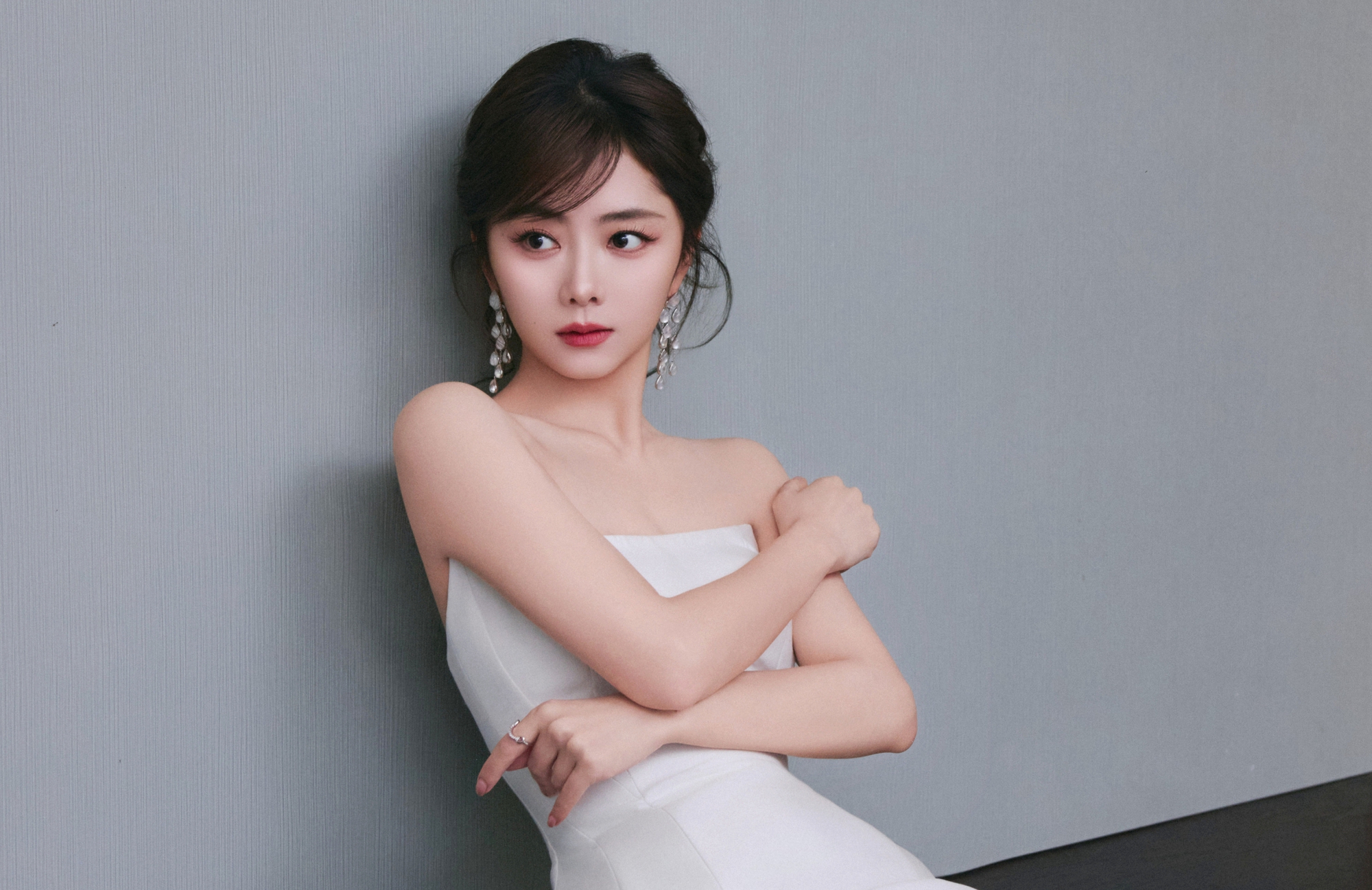 Mỹ nhân tuổi Ngựa duy nhất bị 100 đoàn phim từ chối vì mặt non choẹt, giờ là nữ hoàng rating không ai đọ nổi- Ảnh 4.