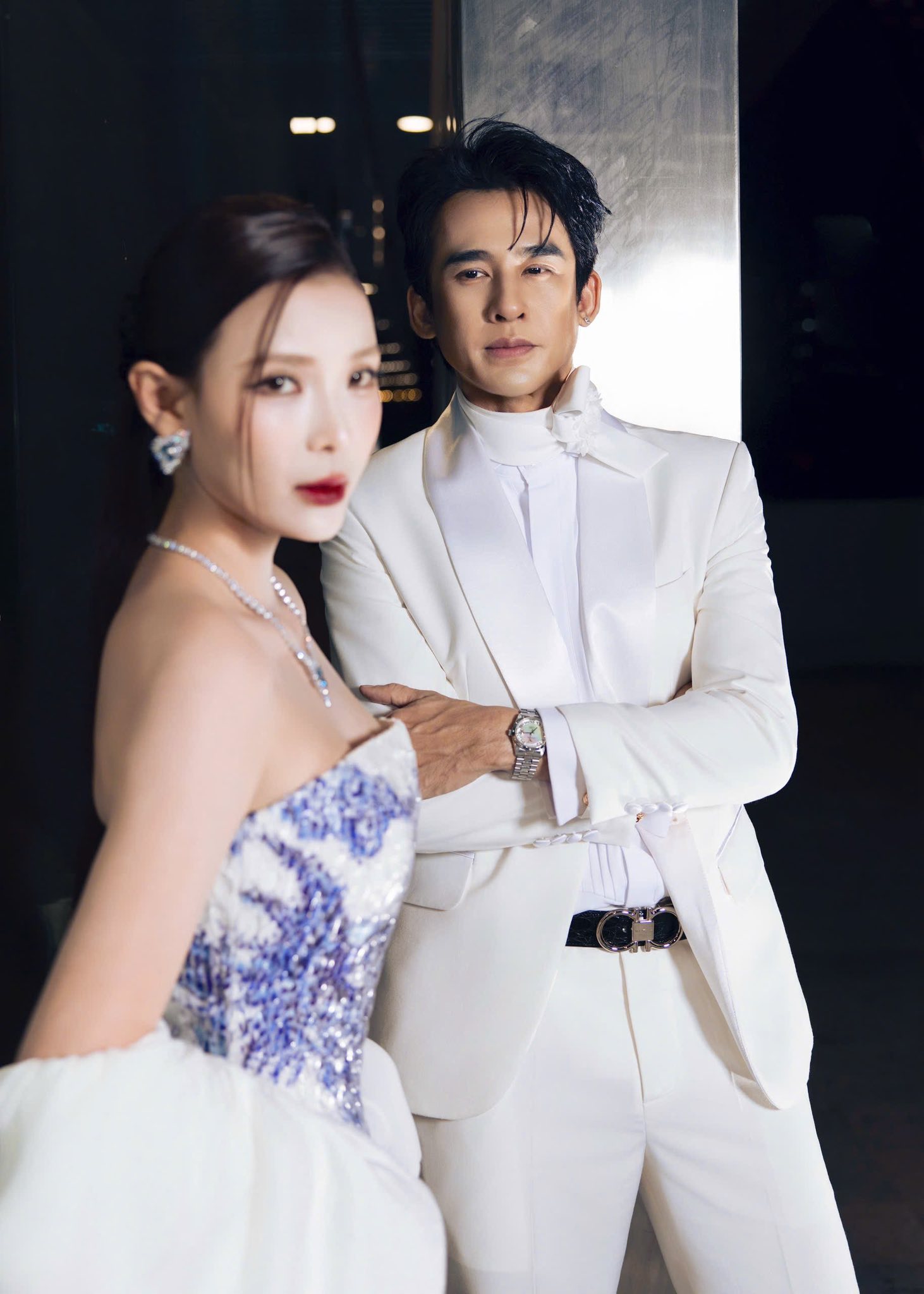 Chê sao nổi cặp vợ chồng lão hoá ngược đỉnh nhất Vbiz: Đẹp quá mức cho phép, thách ai đoán được tuổi thật- Ảnh 10.