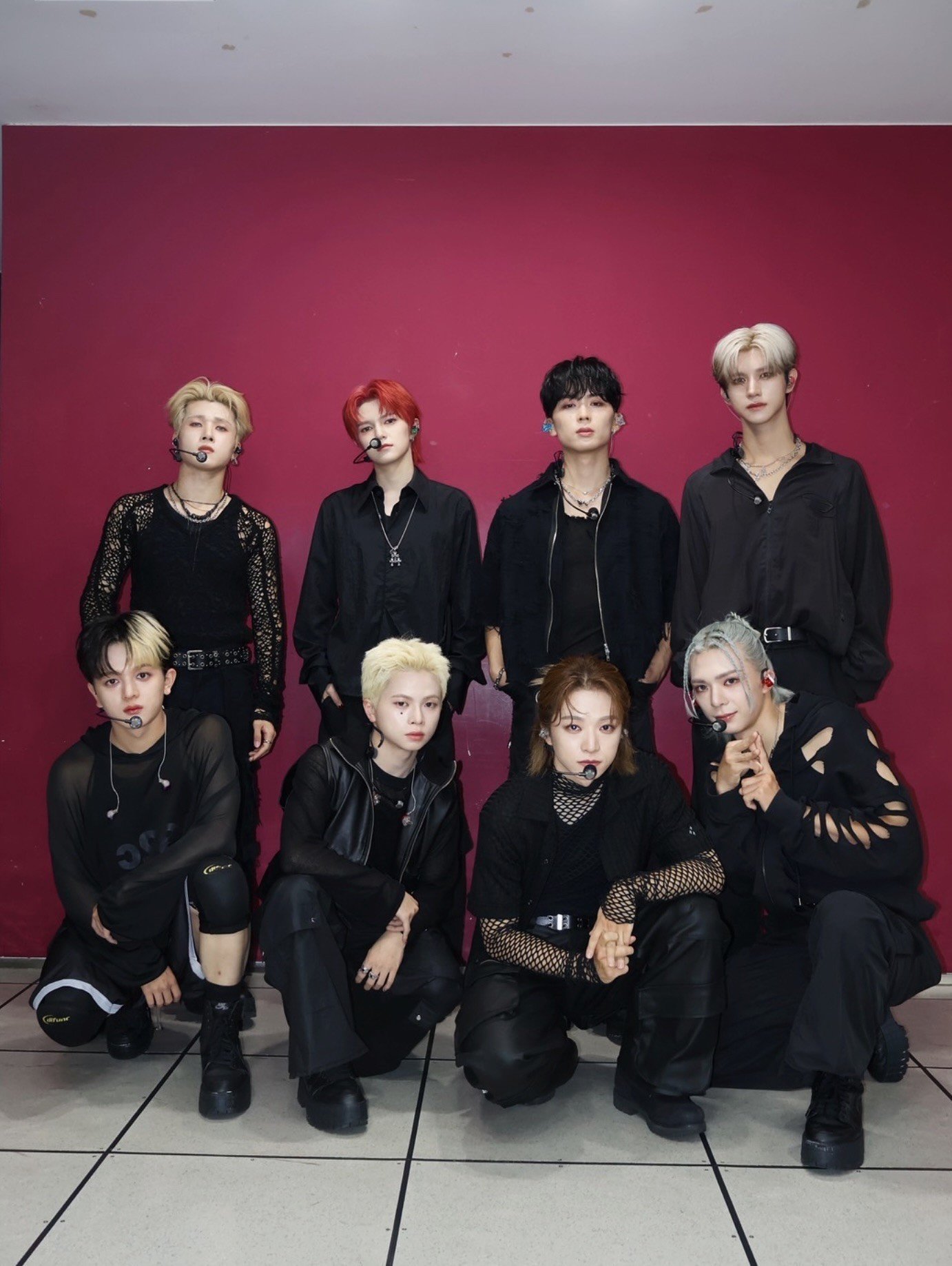 Miyuna - quán quân chương trình Sing! Asia 2025 và nhóm nhạc One Or Eight (ảnh trên) sang Việt Nam biểu diễn, đối đầu Phương Mỹ Chi, Soobin Hoàng Sơn.