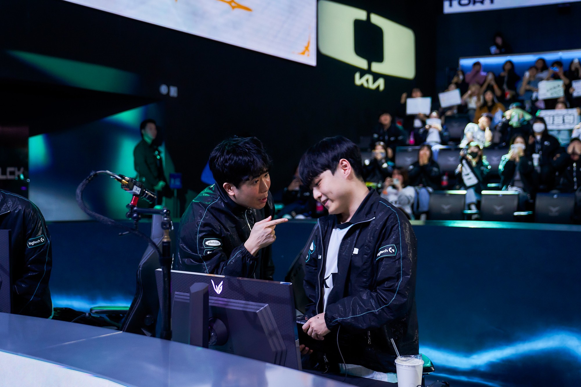 Dù chiến thắng kịch tính T1 nhưng đây là siêu sao thi đấu