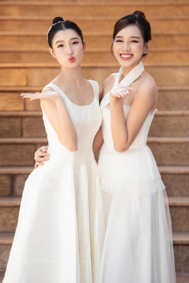 Đang diễn ra đám cưới Phương Nhi và thiếu gia Minh Hoàng: SOOBIN - Touliver tham dự, vợ chồng Đỗ Hà tình tứ - Ảnh 5.