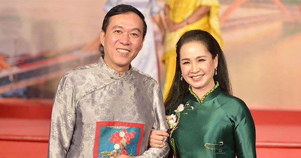 NSƯT duy nhất đổi đời nhờ 18kg gạo, cả nhân cách lẫn sự nghiệp đều đáng ngưỡng mộ doi thuong gian di cua nsut do ky ben nguoi vo noi tieng 1771949772380 17719497726261333874435 0 0 293 560 crop 1771949817594576786928jpg