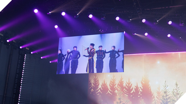 2025 PMGC: Không Khí Cuồng Nhiệt Trong Ngày Thi Đấu Thứ Hai Của 2025 PUBG United 10