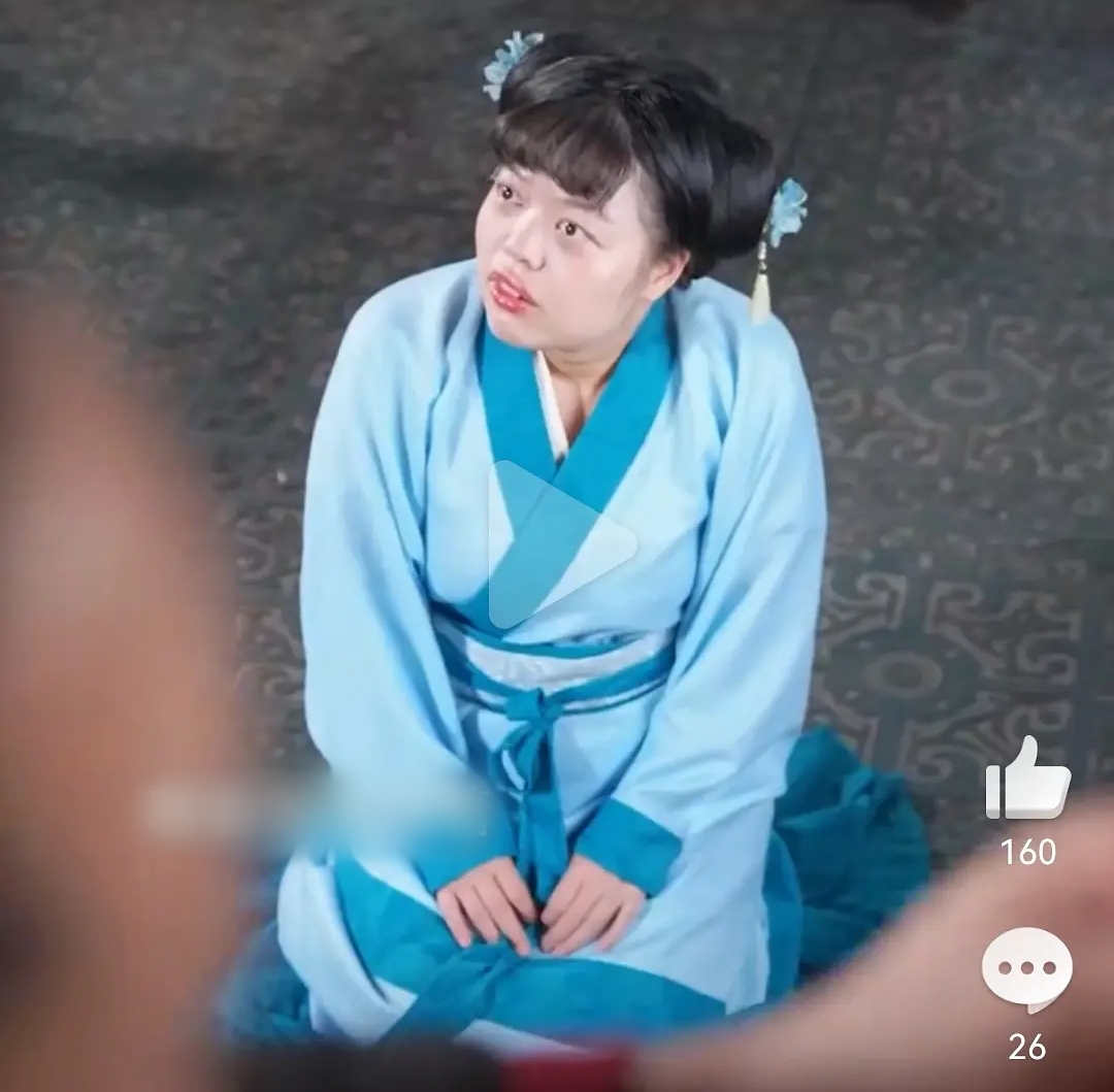 1 nữ diễn viên có khả năng bị đuổi khỏi đoàn phim, lý do khiến netizen tức tối