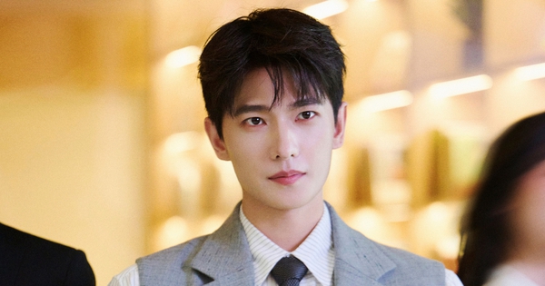 Mỹ nam là tia hy vọng cuối cùng của giới giải trí duong duong8 17675216896181968876753 0 0 1298 2480 crop 1767521739114985549379jpg