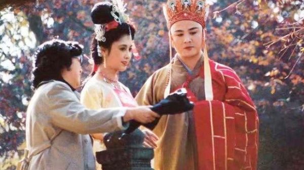 Sự thật mối tình dang dở của Đường Tăng trong Tây Du Ký 1986 duong tang6 1771741082073 17717410824171112234292 1771818680468 1771818680658972738195
