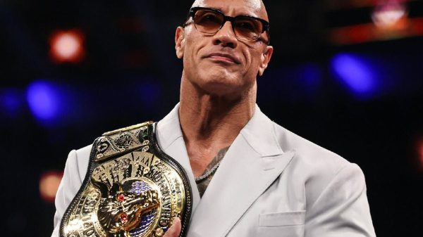 Diễn Viên Dwayne Johnson Chia Sẻ Ý Nghĩa Đề Cử Quả Cầu Vàng Đầu Tiên dwayne johnson the smashing machine ehhnjpg