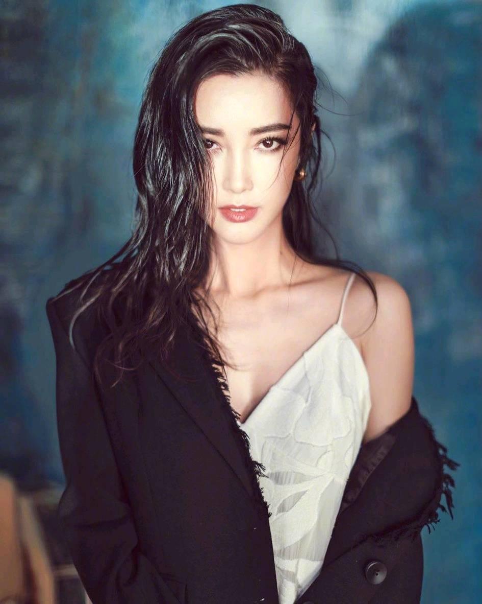 Cô gái có gia tài 3.700 tỷ khiến Phạm Băng Băng thua cuộc bỏ chạy giờ ra sao?- Ảnh 4.