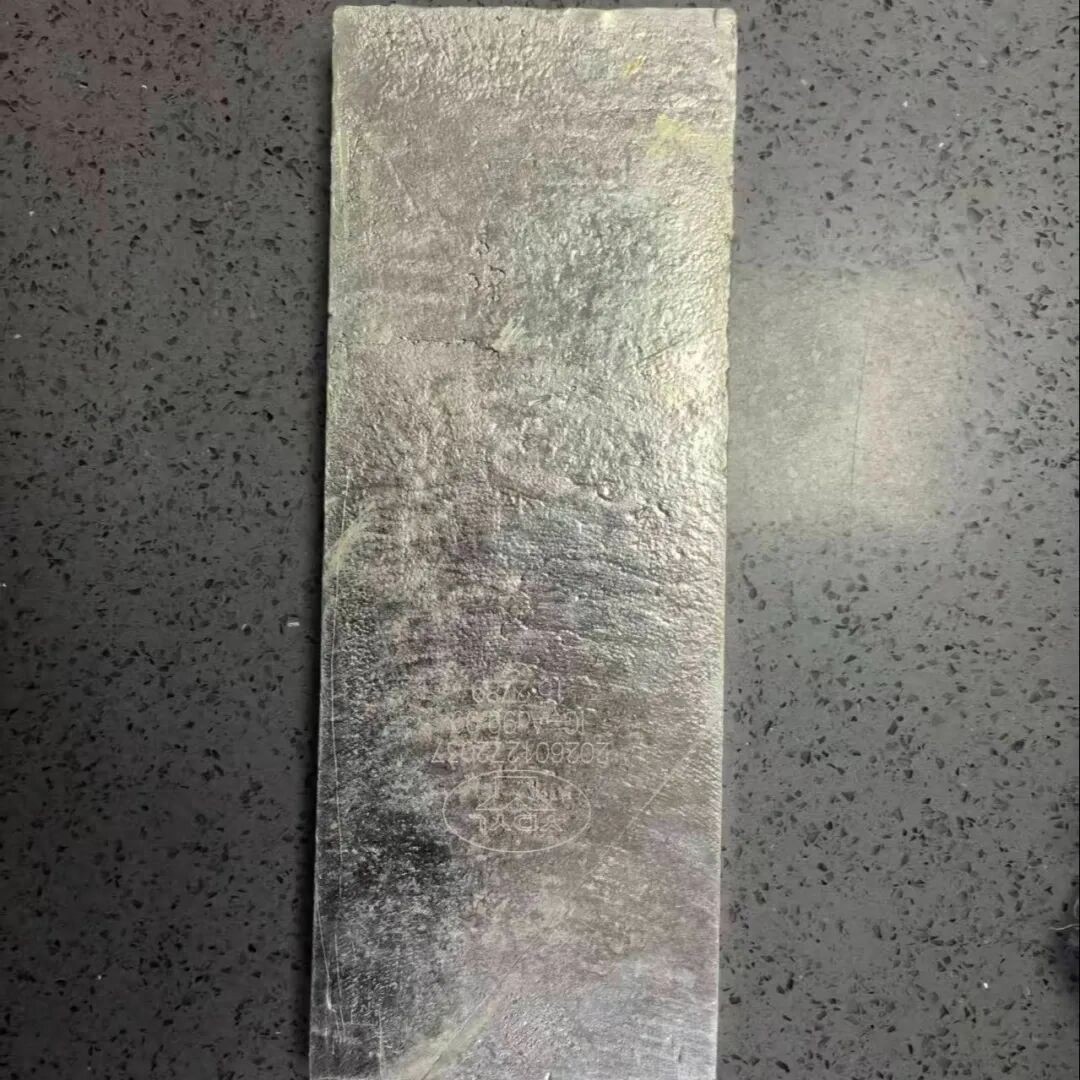 Phát hiện thỏi bạc 15kg trị giá 1,4 tỷ đồng trong gói hàng ship, công an sử dụng nhiều biện pháp nghiệp vụ vào cuộc- Ảnh 3. Phát hiện thỏi bạc 15kg trị giá 1,4 tỷ đồng trong gói hàng ship, công an sử dụng nhiều biện pháp nghiệp vụ vào cuộc- Ảnh 3.