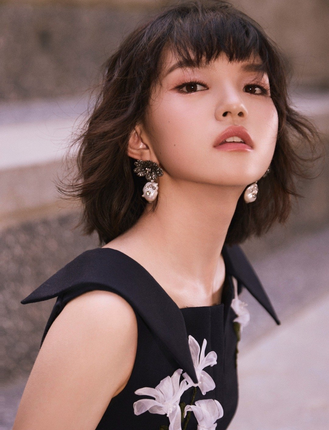 "Tóm gọn" cặp diễn viên 96-98 hẹn hò tình tứ ở khách sạn, showbiz lại có couple phim giả tình thật! edit 008fxk7vly1i2t1zyt5tuj30u01407an 17696690790561500146468 1769673796938 17696737972061498279177