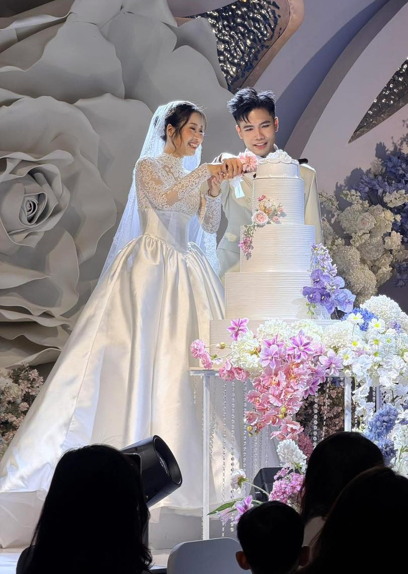 Nhanh nhất Vbiz: Nam rapper sáng công khai bạn gái, trưa tổ chức tiệc cưới- Ảnh 1.